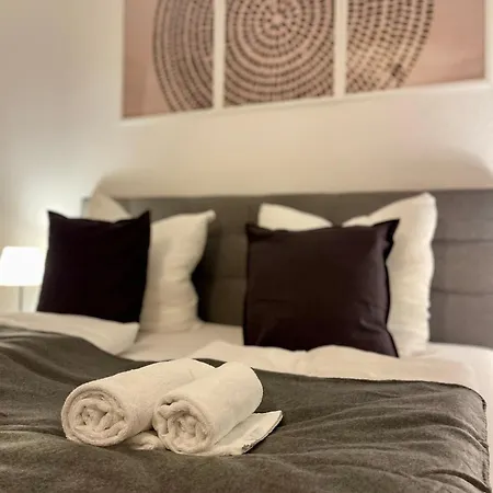 Raha - Ihr Komfortables Zuhause - Garten - Vollausstattung - Balkon - Parkplatz Kassel