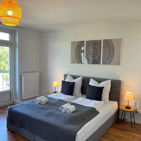 Raha - Ihr Komfortables Zuhause - Garten - Vollausstattung - Balkon - Parkplatz