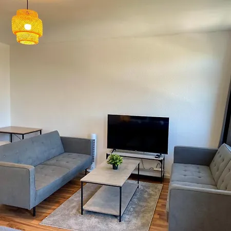 Raha - Ihr Komfortables Zuhause - Garten - Vollausstattung - Balkon - Parkplatz