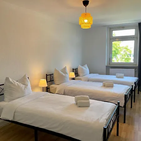Raha - Ihr Komfortables Zuhause - Garten - Vollausstattung - Balkon - Parkplatz