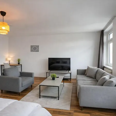 Raha - Ihr Komfortables Zuhause - Garten - Vollausstattung - Balkon - Parkplatz * Cassel