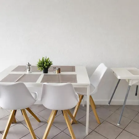 Raha - Ihr Komfortables Zuhause - Garten - Vollausstattung - Balkon Kassel