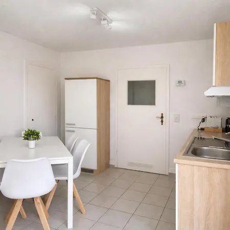 Raha - Ihr Komfortables Zuhause - Garten - Vollausstattung - Balkon - Parkplatz Apartamento