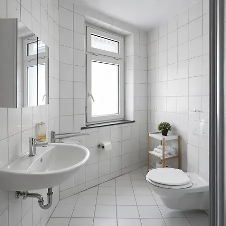 Raha - Ihr Komfortables Zuhause - Garten - Vollausstattung - Balkon * Kassel