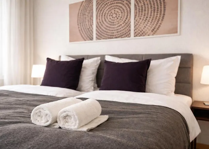 Raha - Ihr Komfortables Zuhause - Garten - Vollausstattung - Balkon - Parkplatz Apartament