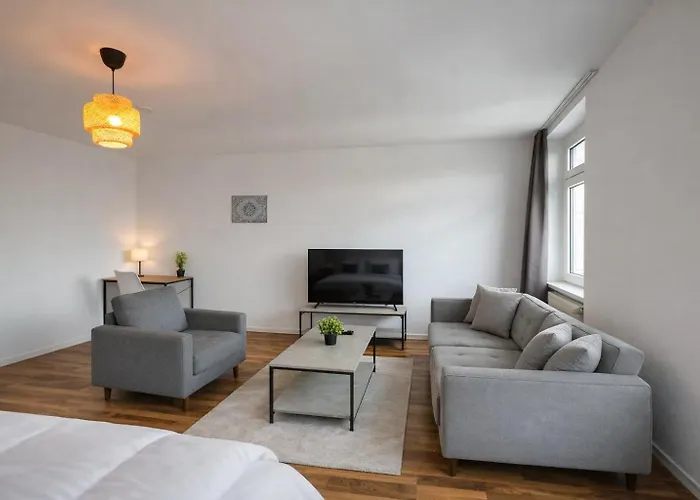 Raha - Ihr Komfortables Zuhause - Garten - Vollausstattung - Balkon - Parkplatz * Kassel