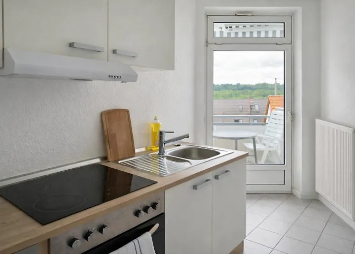 Raha - Ihr Komfortables Zuhause - Garten - Vollausstattung - Balkon - Parkplatz Kassel