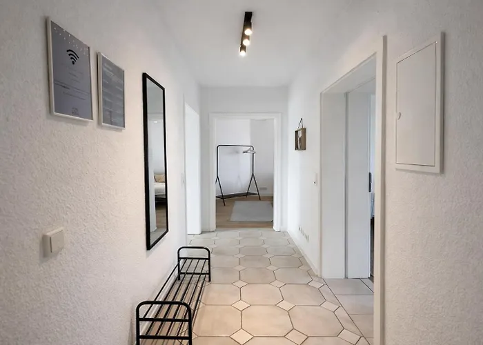 Raha - Ihr Komfortables Zuhause - Garten - Vollausstattung - Balkon - Parkplatz Kassel